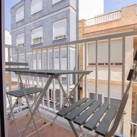En El Puerto De Apartment L'Ampolla